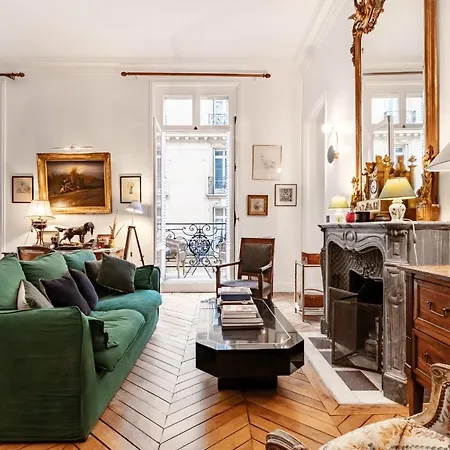 Veeve - Avenue Heights Apartment